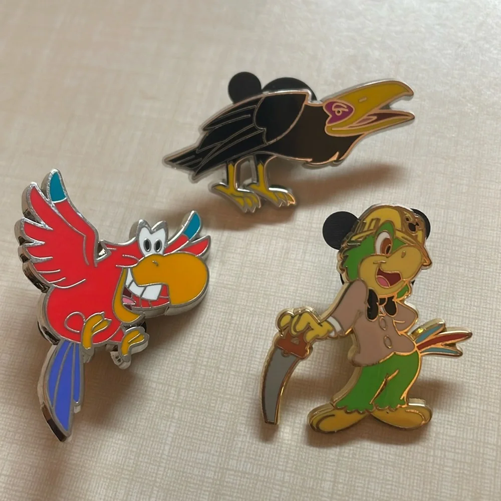 Disney Trading Pins-Set of 5 (Pecos Bills, Jingles, 3 Disney Birds)
